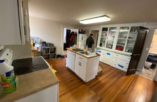 157 Olive Street 1 Gallery 3