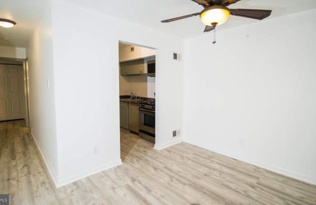 11602 VANTAGE HILL Gallery 2