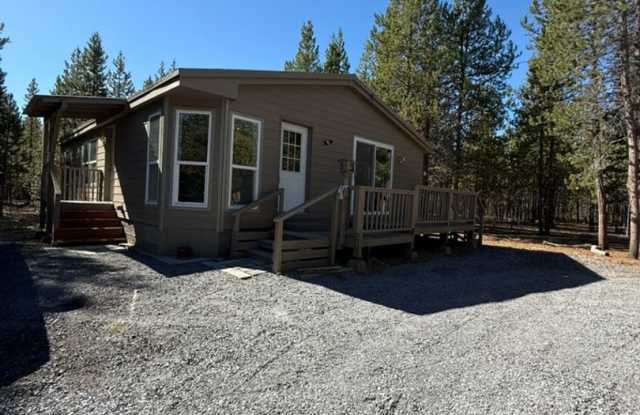 Peaceful 2-Bedroom with Den Home on Over an Acre with Private River Trail 3 Bedrooms | 2 Bathrooms | Over 1 Acre | Two Rivers North Neighborhood - 11414 Zeb Court, Klamath County, OR 97733