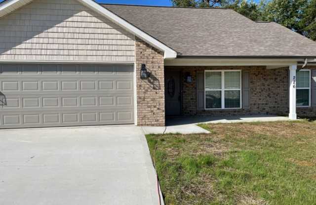 Maryville 37803 - 3 bedroom, 2 bath rancher - Call Ed Johnson (865) 924-5045 photos photos