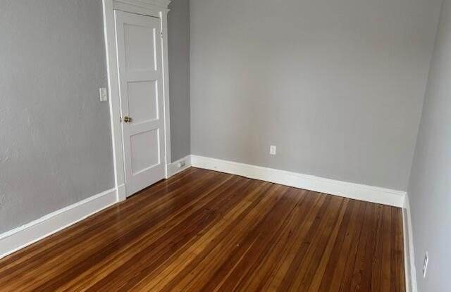 611 Bangs Avenue Gallery 2