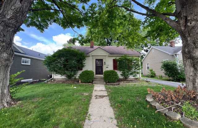 Now Showing this 2BR, 1.5BA home located at 6215 N. Indianola Ave., Indianapolis, IN photos photos