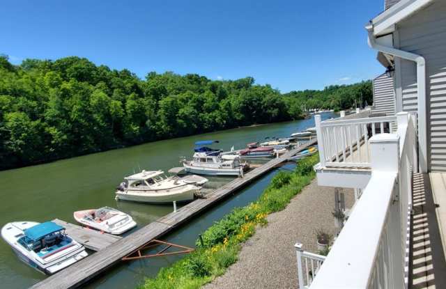 23 Marina Drive - 23 Marina Dr, Catskill, NY 12414