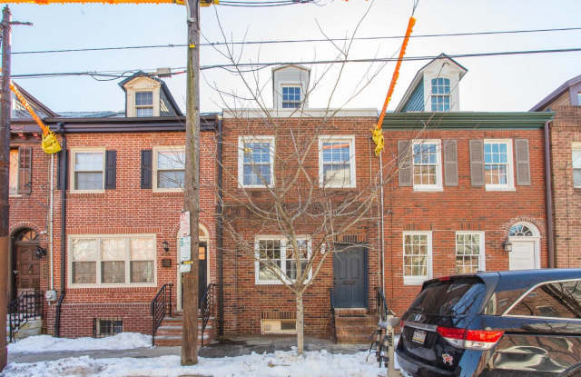 Charming 2 bedroom 2 bathroom House in Queen Village! - 430 Catharine Street, Philadelphia, PA 19147