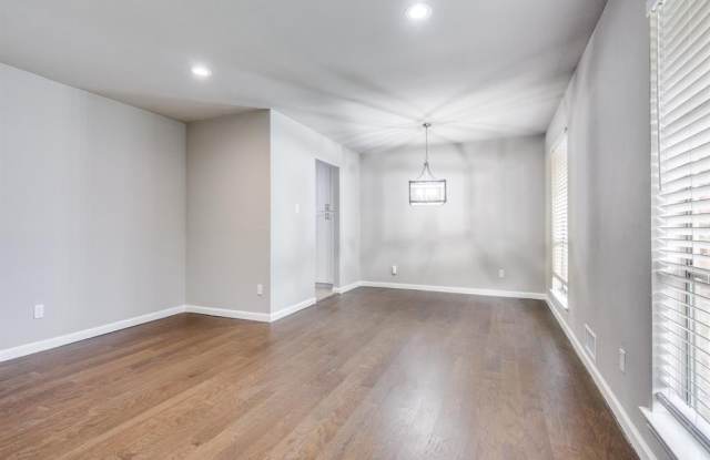 2617 Forest Grove Drive Gallery 2