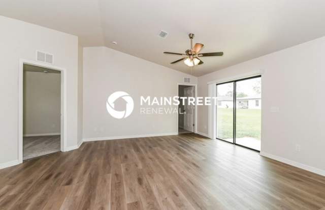 2702 50th Street West Gallery 3