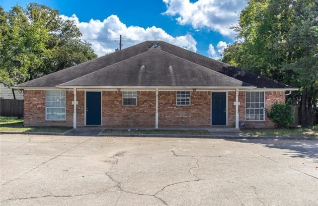 1203 Webhollow Circle - 1203 Webhollow Circle, Bryan, TX 77801