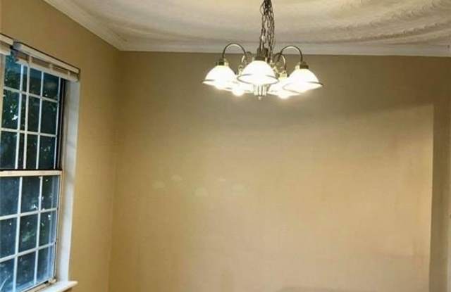 5490 Davis Way Gallery 3