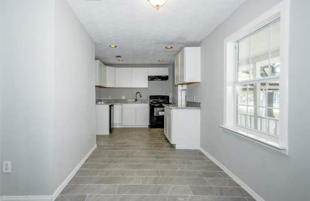 12910 Samuel Lane Gallery 4
