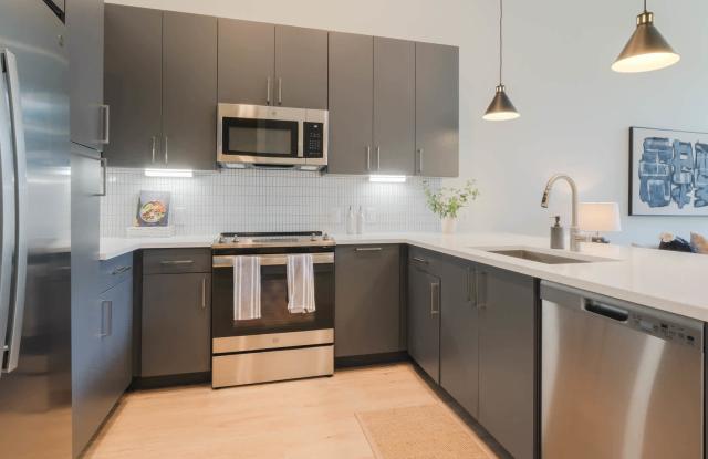 Alexan Harrison Apartments Gallery 4