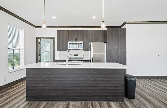 The Diamond at Creekside photos photos