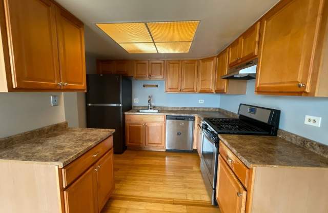 1022 Denham Place Gallery 3