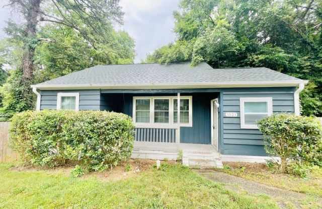 1521 PrincessPlace - 1521 Princess Place, Charlotte, NC 28208