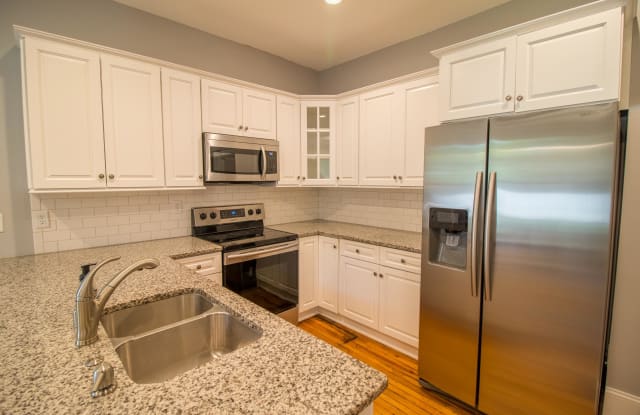 512 West 31st Street - 514 - 512 West 31st Street, Minneapolis, MN 55408