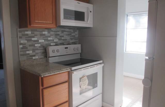3326 ROSSELLE ST Gallery 4
