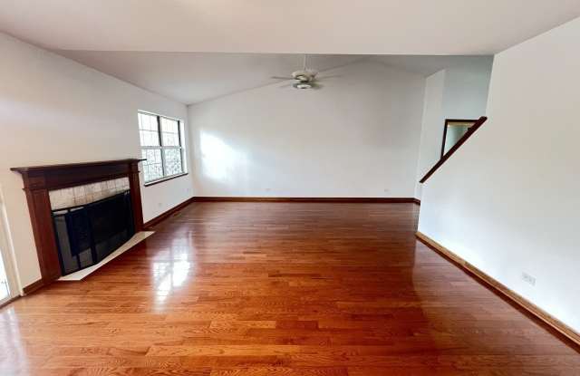 6517 Stair Street Gallery 3