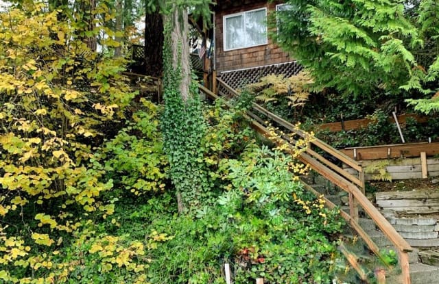 25603 E Lake Wilderness Dr SE - 25603 East Lake Wilderness Drive Southeast, Maple Valley, WA 98038