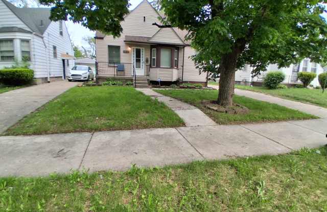 Fully Updated 3 Bedroom - 1 bathroom home - $1,350 photos photos