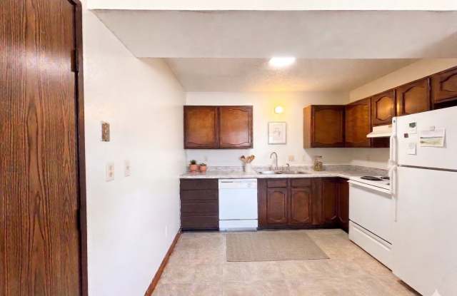 3684 W 4th St photos photos