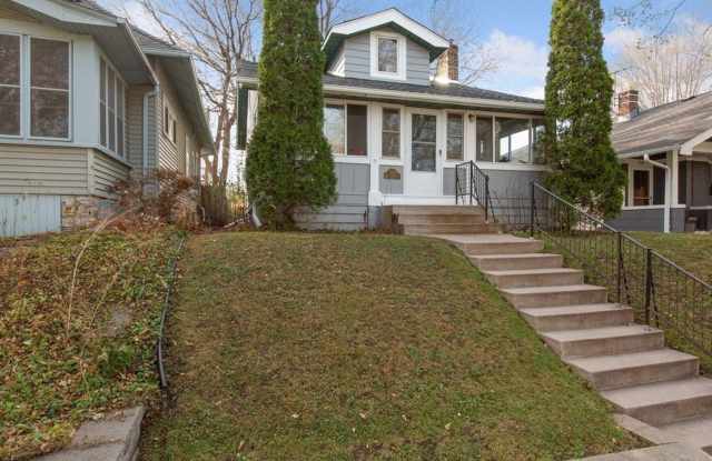 6 bedroom 2 bathroom available June 2026 photos photos