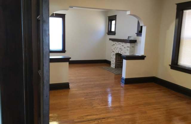 5868 Goener Avenue Gallery 3