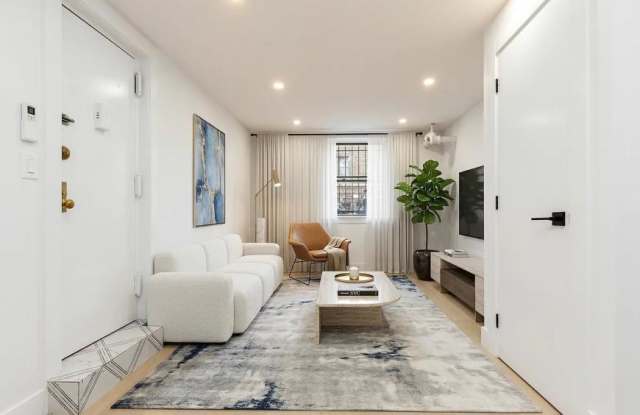 704 Eighth Avenue photos photos