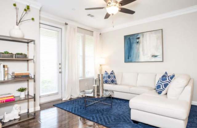 5345 Serene Hills Dr Gallery 2
