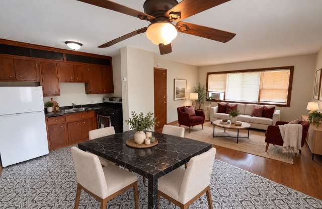 Remodeled 2-Bedroom NE Minneapolis Apartment with/ Off-Street Parking! Gallery 1