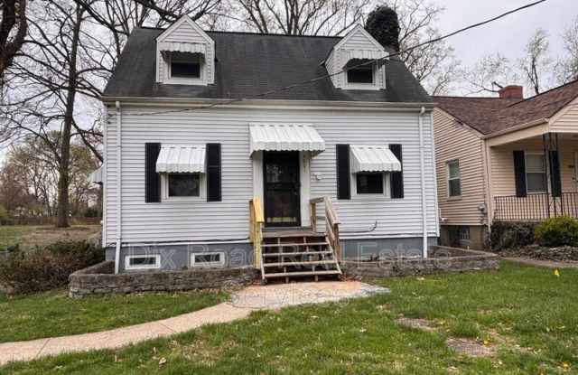 4001 Oak Avenue - 4001 Oak Street, Silverton, OH 45236 4001 Oak Avenue - 4001 Oak Street, Silverton, OH 45236