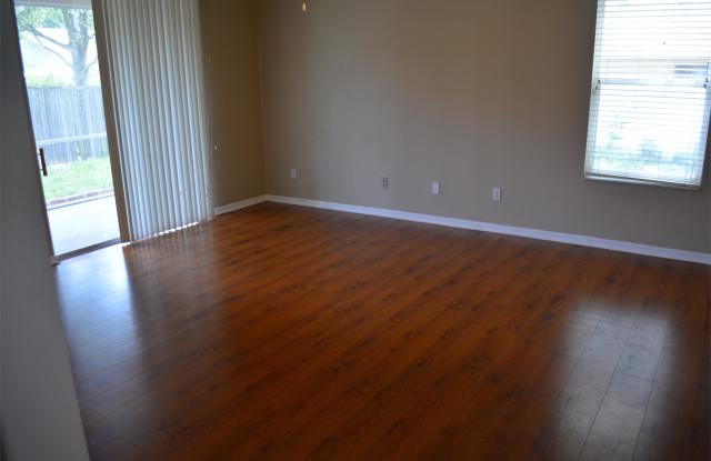 3822 Fallscrest Circle Gallery 4