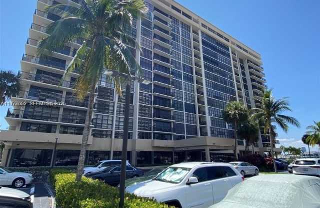 2049 S Ocean Dr photos photos