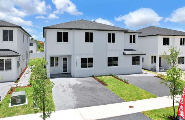 22431 SW 125 ave photos photos