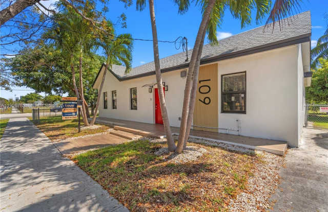 601 SW 1st St photos photos