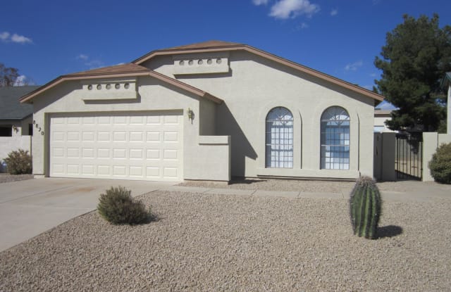 8820 W GREENBRIAN Drive - 8820 West Greenbrian Drive, Peoria, AZ 85382