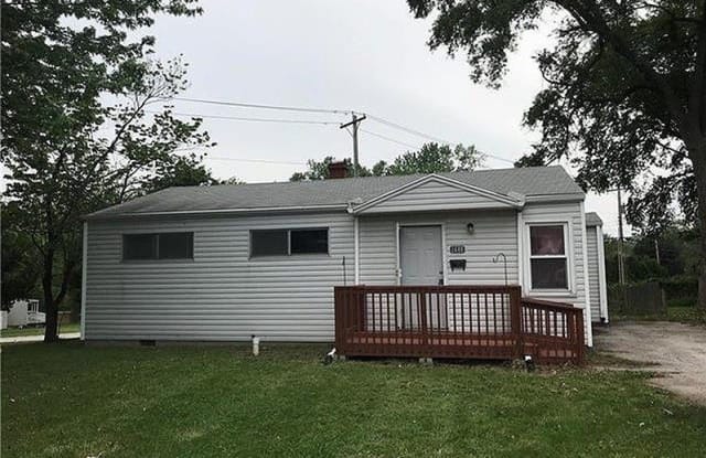 1600 North High Street - 1600 North High Street, Independence, MO 64050