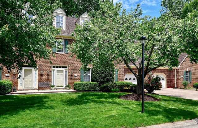 GORGEOUS TOWNHOUSE - THE GREEN'S AT LEE'S HILL - 4103 Corbin Hall Lane, Spotsylvania County, VA 22408