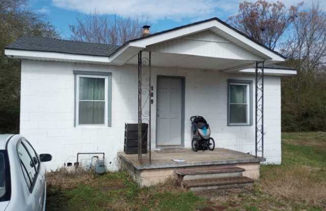 109 Sparrow Lane - 109 Sparrow Lane, Jonesville, SC 29353