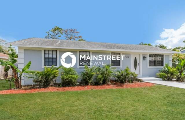 5332 Pine Tree Drive Gallery 3