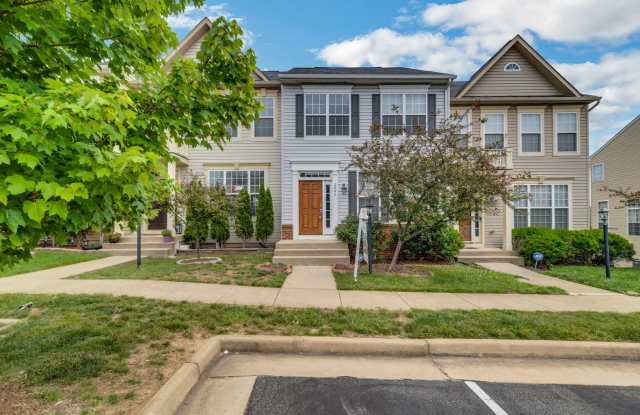 3 Bed, 3.5 Bath in Rippon Landing with a View! photos photos