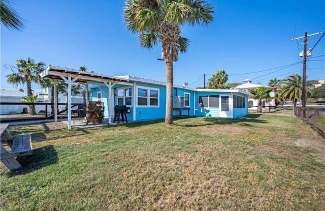 622 S Sandpiper Gallery 3