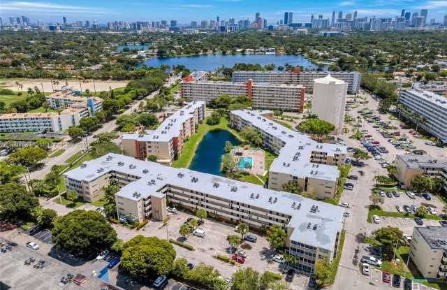 1690 NE 191st St photos photos