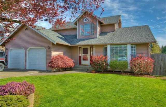 Beautiful 3 Bed 2.5 Bath in Desirable Kent Neighborhood - 23616 138th Avenue Southeast, Kent, WA 98042