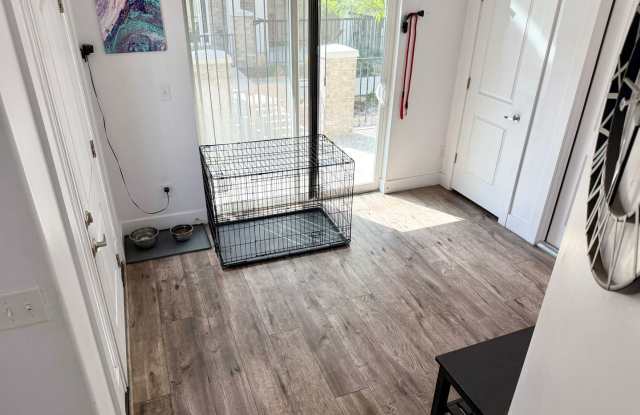 Beautiful corner townhome in Riverton! Gallery 3