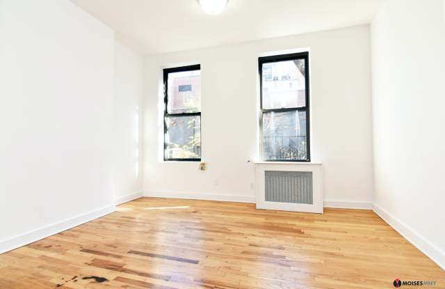 1503 Lexington Ave Gallery 3