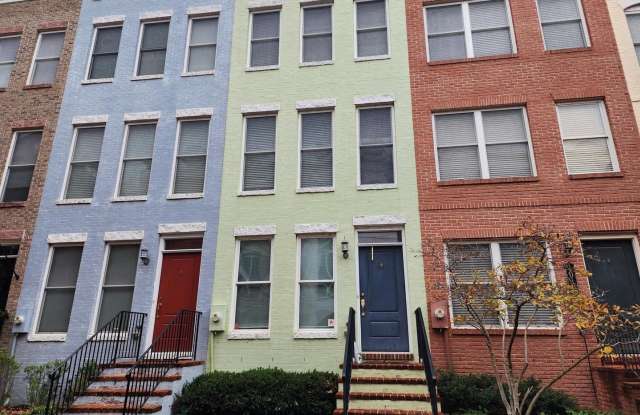 1017 5TH ST SE photos photos