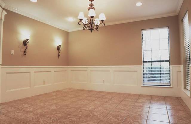 4721 Waxwing Drive Gallery 4