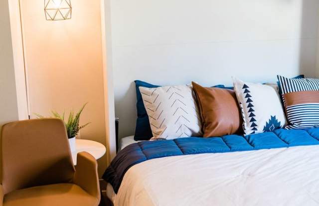 bantr Neenah photos photos