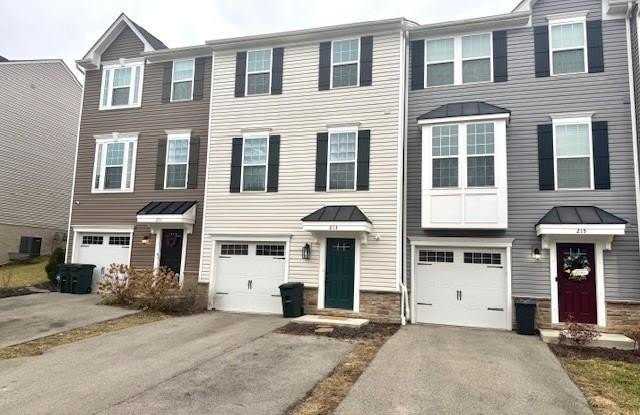 213 Stonehurst Drive photos photos