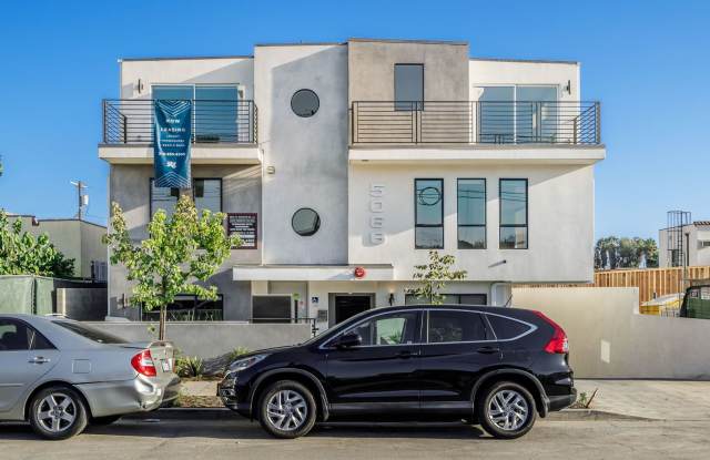 Townhouse in East Hollywood w/ Parking & Private Rooftop Deck! photos photos Townhouse in East Hollywood w/ Parking & Private Rooftop Deck! photos photos