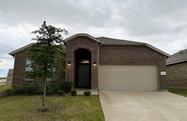 2340 Goodnight Ranch Drive - 2340 Goodnight Ranch Drive, Weatherford, TX 76087